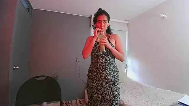 arteverena online show from March 2025 09:03:02 PM