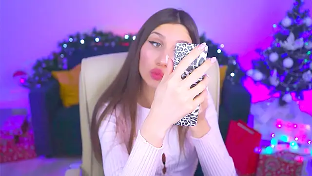 Snapshot of MollyPerry chatting on December 2024 12:08:02 PM MollyPerry online show from December 2024 12:08:02 PM