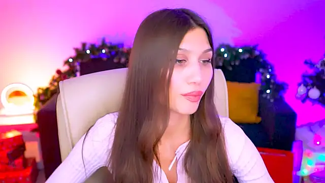 Snapshot of MollyPerry chatting on December 2024 01:26:02 AM MollyPerry online show from December 2024 01:26:02 AM