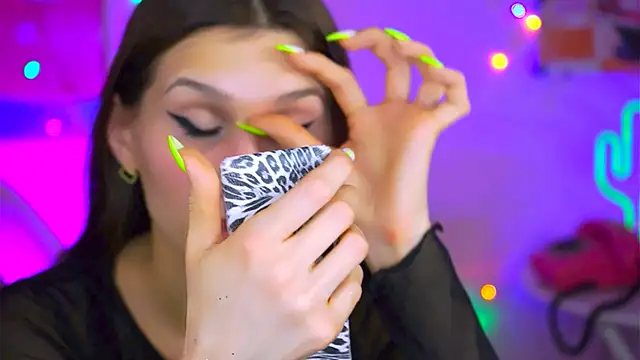 Snapshot of MollyPerry chatting on March 2025 07:17:01 PM MollyPerry online show from March 2025 07:17:01 PM