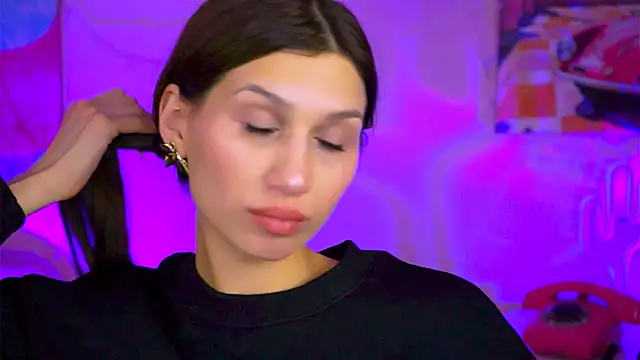 Snapshot of MollyPerry chatting on March 2025 10:26:02 PM MollyPerry online show from March 2025 10:26:02 PM