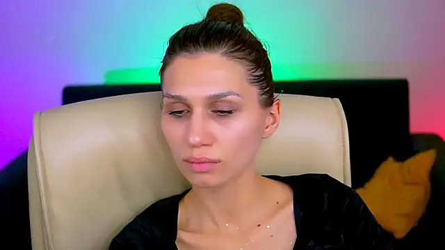 Snapshot of MollyPerry chatting on March 2025 10:09:02 PM MollyPerry online show from March 2025 10:09:02 PM