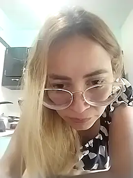 JuliaMack online show from September 2025 05:57:02 PM