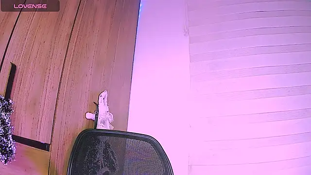 Candy beauty online show from December 2024 05:53:02 AM