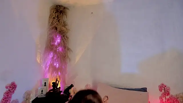 Jeanineescott online show from March 2025 09:22:01 PM