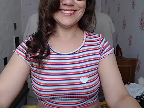KittyyLaBeauty online show from May 2026 05:25:02 AM