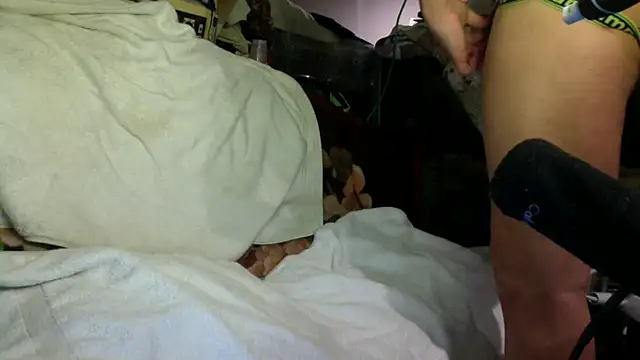 Phelyxx elgato online show from December 2024 01:07:02 AM