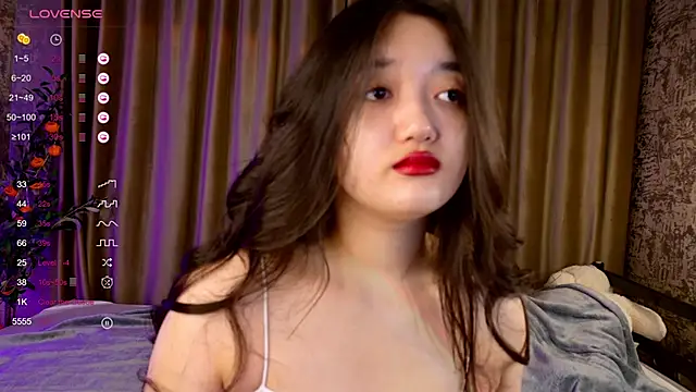 FreyaRaya online show from November 2025 03:31:01 AM