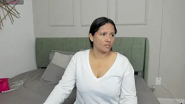 Sussanewolf online show from February 2026 12:13:02 PM