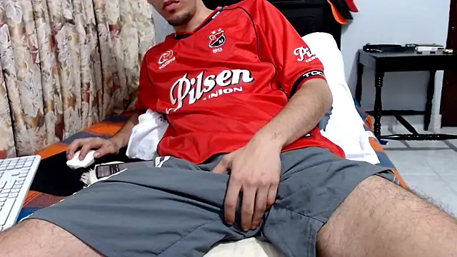 gollfather13 online show from September 2025 02:11:02 AM