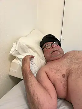 Snapshot of Drummajor chatting on January 2025 04:02:01 PM Drummajor online show from January 2025 04:02:01 PM