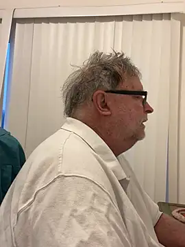 Snapshot of Drummajor chatting on January 2025 03:01:01 PM Drummajor online show from January 2025 03:01:01 PM