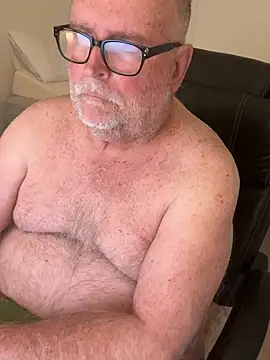 Snapshot of Drummajor chatting on March 2025 02:04:02 AM Drummajor online show from March 2025 02:04:02 AM