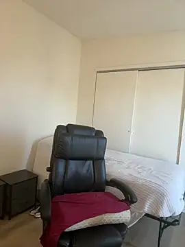 Snapshot of Drummajor chatting on September 2025 11:05:01 PM Drummajor online show from September 2025 11:05:01 PM