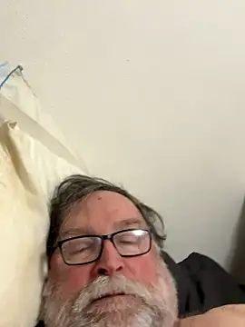 Snapshot of Drummajor chatting on November 2025 01:39:02 AM Drummajor online show from November 2025 01:39:02 AM