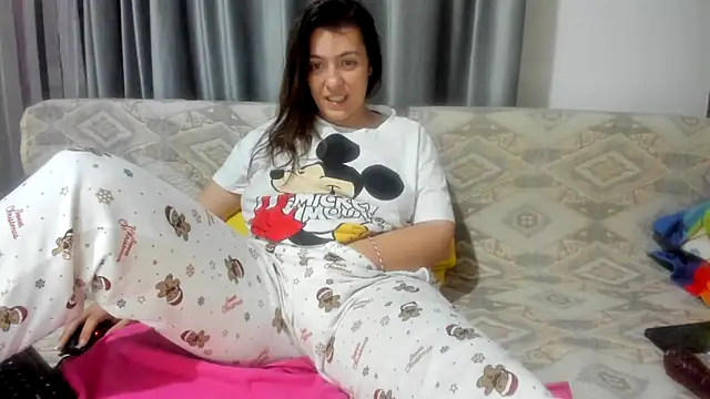 Snapshot of Dyana_Kaylinn chatting on March 2025 04:17:02 AM Dyana Kaylinn online show from March 2025 04:17:02 AM