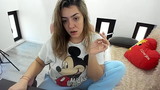 Dyana Kaylinn online show from March 2026 05:11:01 AM