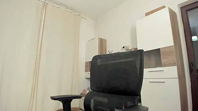 Jimmymorello online show from November 2025 07:35:01 PM