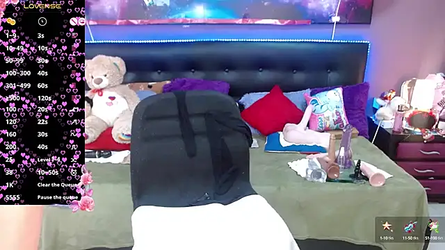 Nadia 84 online show from March 2025 07:28:01 PM