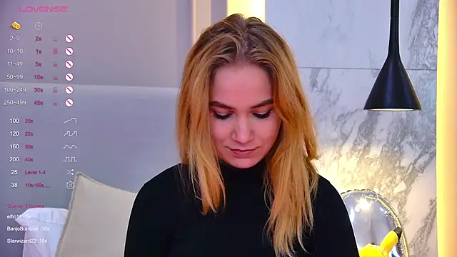 EllenaGreen online show from December 2024 08:44:01 PM