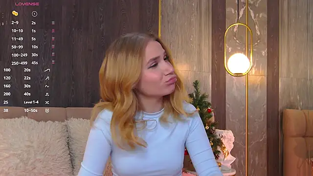 EllenaGreen online show from December 2024 05:52:02 PM