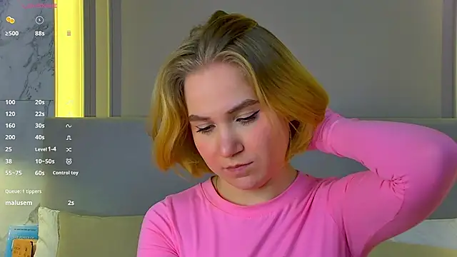 EllenaGreen online show from January 2025 09:05:01 PM