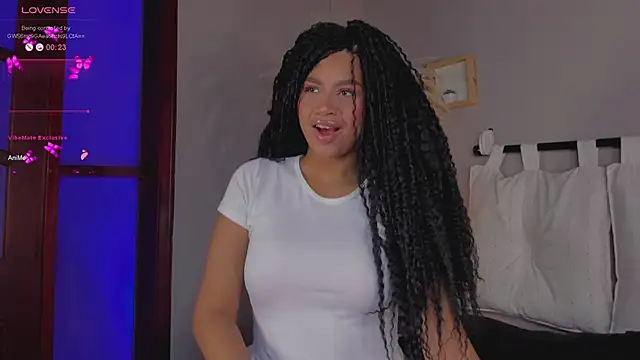 nayah   online show from January 2025 08:15:02 PM