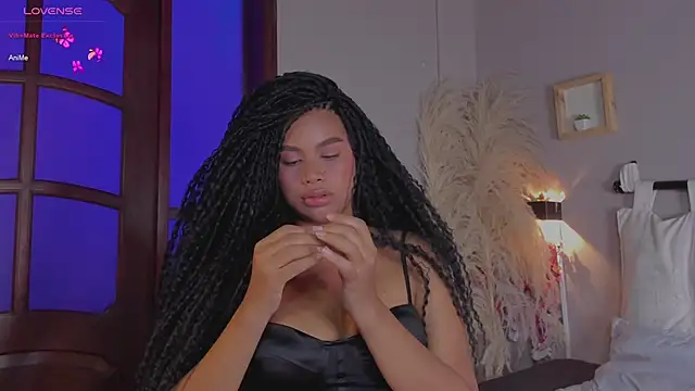 nayah   online show from January 2025 11:07:01 PM