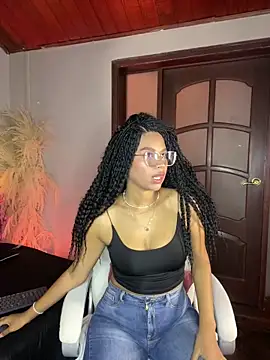 nayah   online show from January 2025 08:10:02 PM