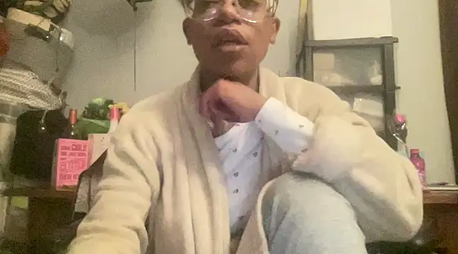 MommyConfident online show from February 2025 03:58:01 AM