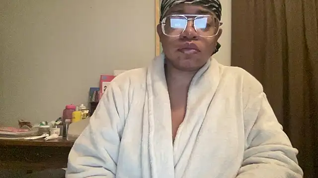 MommyConfident online show from January 2026 10:58:02 PM