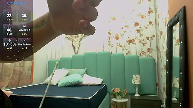 Alison Simmons online show from February 2025 11:20:01 AM