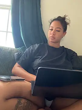 VanessaBling online show from December 2025 04:02:02 PM