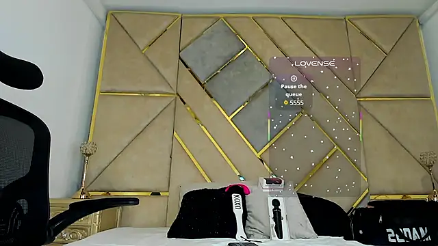 AmberAdams  online show from September 2025 04:12:02 PM