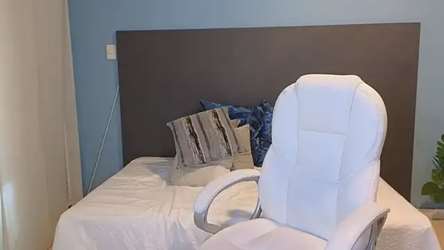 maiaa ruiz online show from January 2025 04:57:01 PM