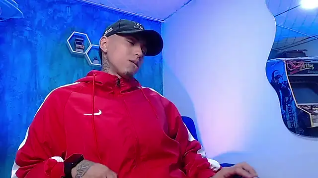 Liam lee online show from December 2024 12:24:01 PM