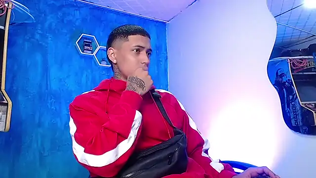 Liam lee online show from December 2024 12:23:02 PM