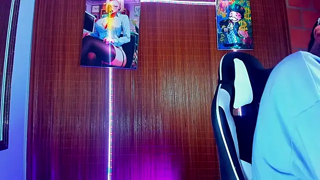 Liam lee online show from February 2026 09:35:02 PM