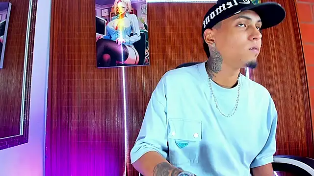 Liam lee online show from February 2026 09:00:02 PM