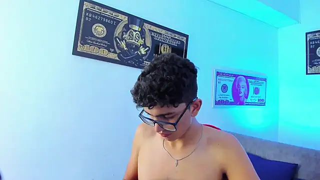 TylerWhite  online show from January 2025 06:27:02 AM