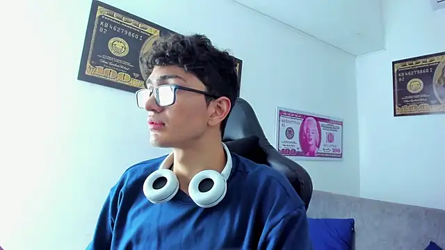 TylerWhite  online show from February 2025 03:08:01 AM