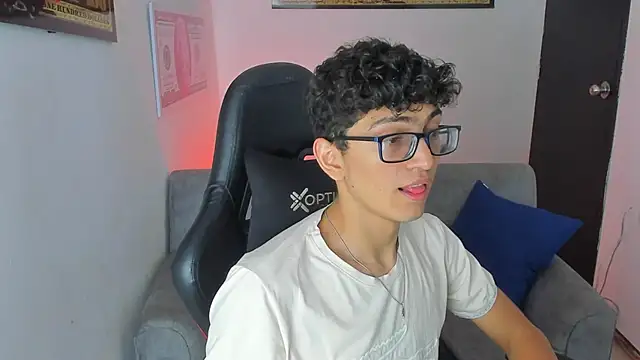 TylerWhite  online show from February 2025 02:50:01 AM