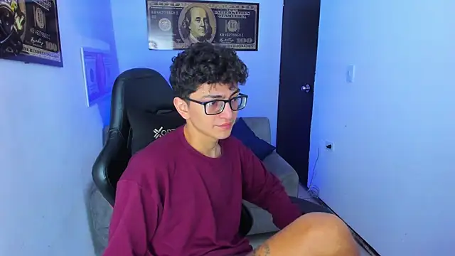 TylerWhite  online show from March 2025 06:02:02 AM