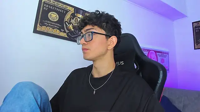 TylerWhite  online show from March 2025 02:52:01 AM