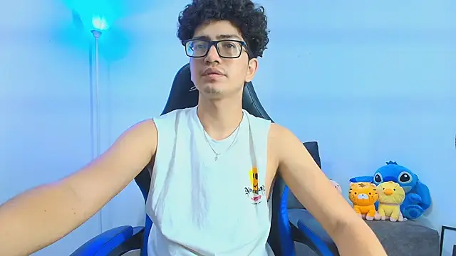 TylerWhite  online show from November 2025 03:39:01 AM