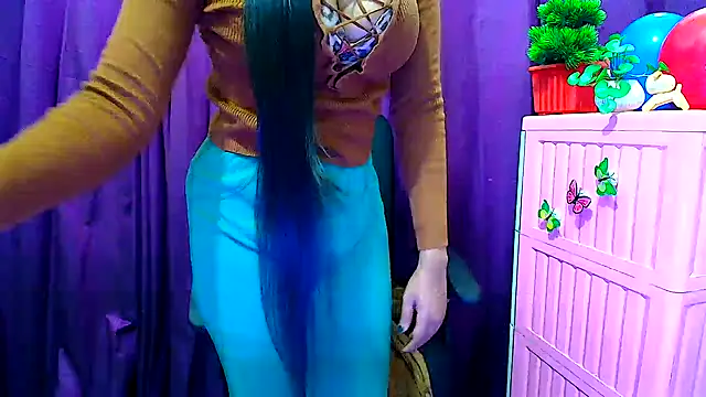 Snapshot of Kashish_11 chatting on December 2024 05:22:01 PM Kashish 11 online show from December 2024 05:22:01 PM