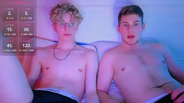 Snapshot of Kudi_Minnt chatting on March 2025 09:59:02 PM Kudi Minnt online show from March 2025 09:59:02 PM