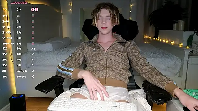 Kudi Minnt online show from April 2026 07:33:01 PM