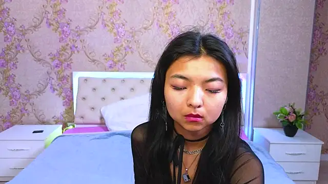 Shy Kira online show from January 2025 06:33:02 PM