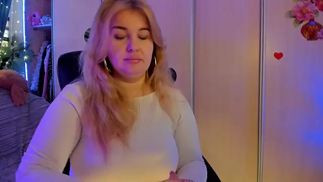 Snapshot of CoraSwon chatting on February 2026 07:29:02 AM CoraSwon online show from February 2026 07:29:02 AM